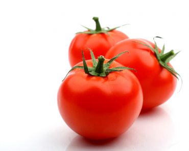 8 Foods good for skin Benefits of tomatoes for skin