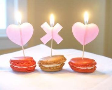 DIY Candles For Valentine's Day DIY Candles For Valentine's Day